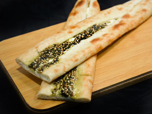 لبنة بالزعتر